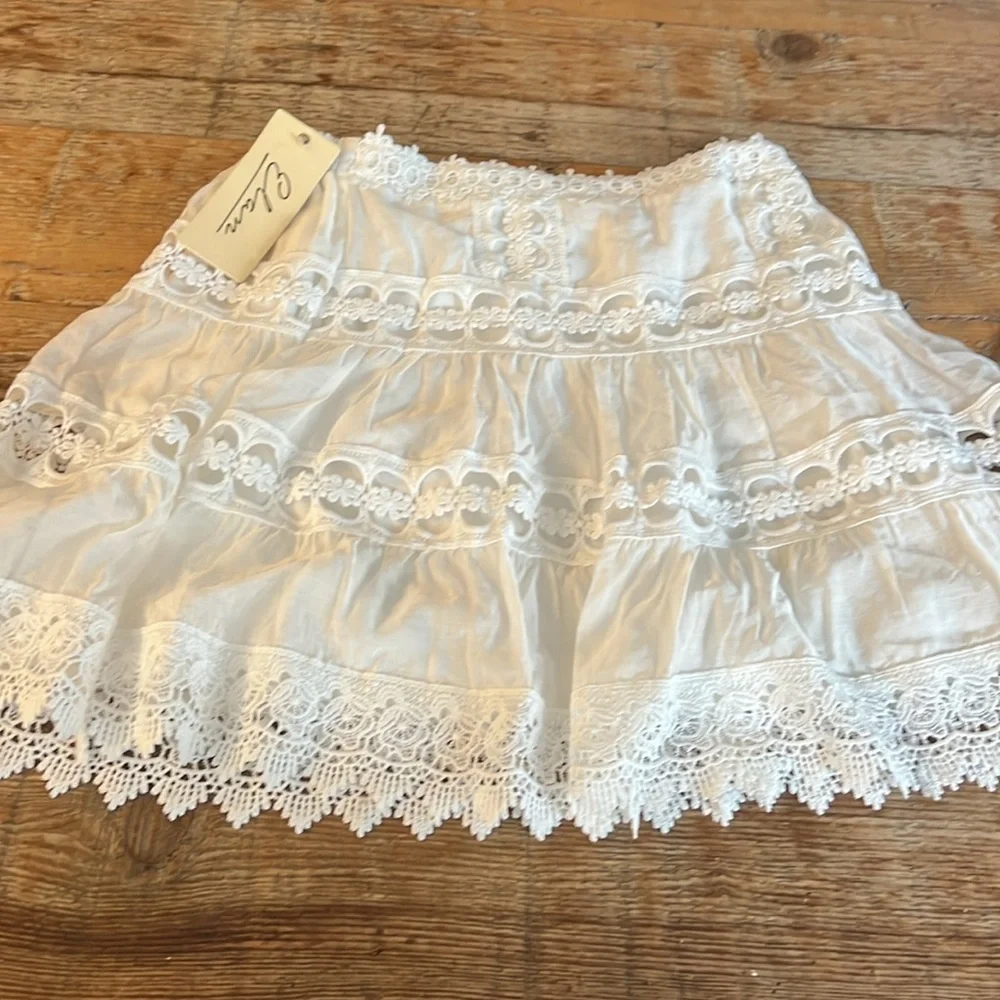 Elan White Lace Skirt Boho Tier Ruffles Peekaboo Lace Size M - Picture 2 of 9
